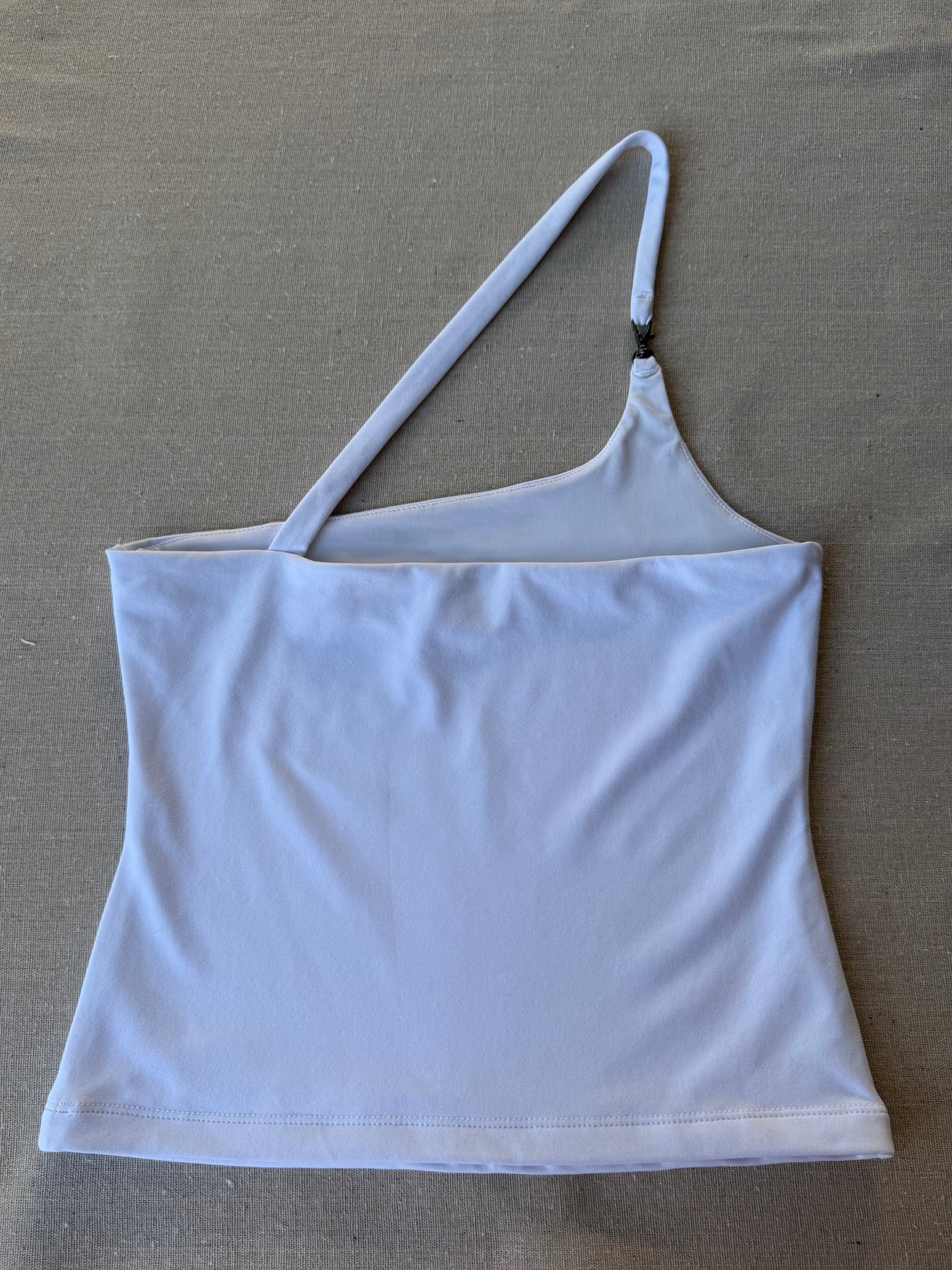 BELLE BUCKLE TOP